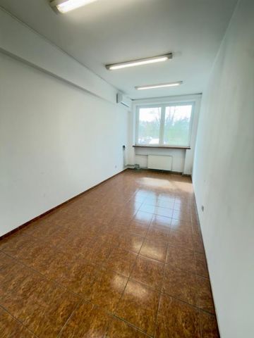 Hala/magazyn Wrocław Krzyki, Wrocław Opolska Hala z suwnicą 8T ogrzewana +biur. Zdjęcie 4