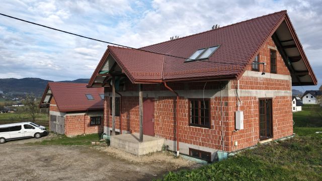 dom wolnostojący, 4 pokoje Męcina Podlesie. Zdjęcie 1