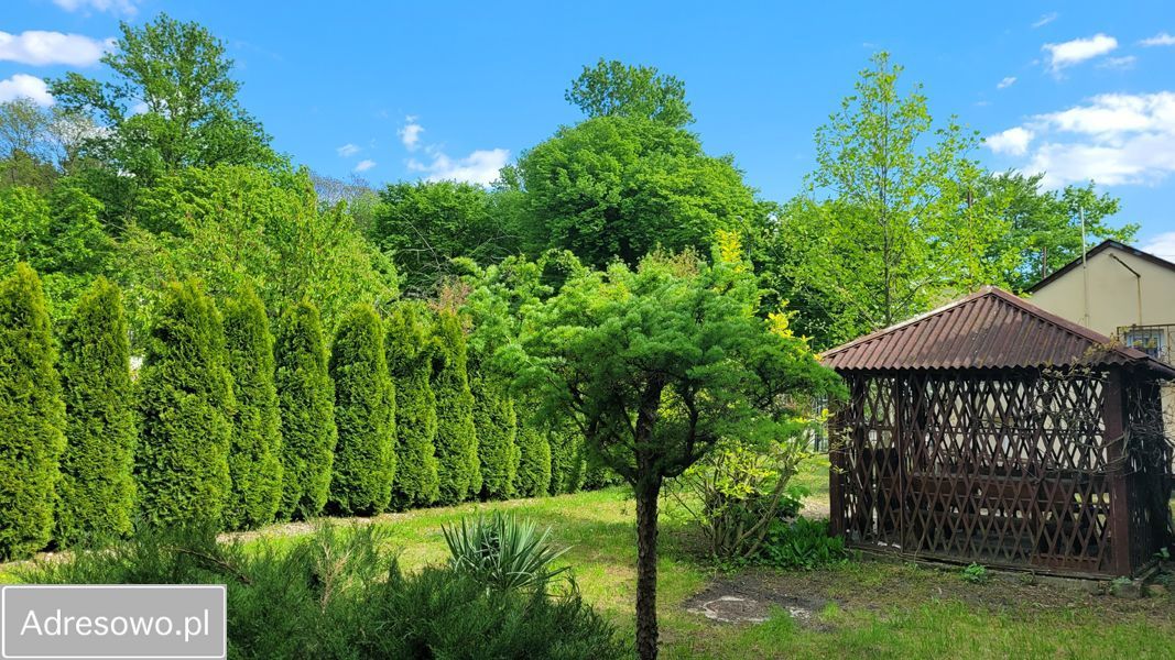 dom wolnostojący, 7 pokoi Busko-Zdrój, ul. Szymona Starkiewicza. Zdjęcie 17