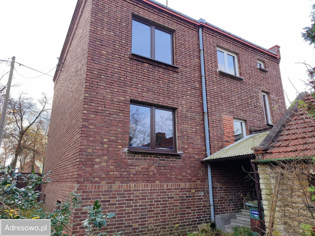 dom wolnostojący, 5 pokoi Myszków Mrzygłód, ul. Rynek. Zdjęcie 4