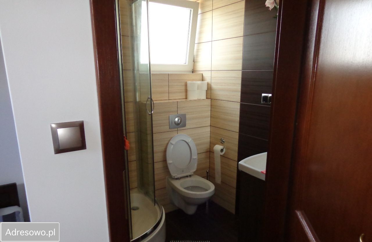 bliźniak, 8 pokoi Łazy. Zdjęcie 14