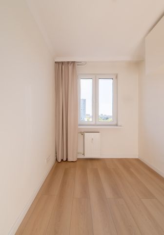Mieszkanie 2-pokojowe Poznań Winogrady, os. Przyjaźni. Zdjęcie 9