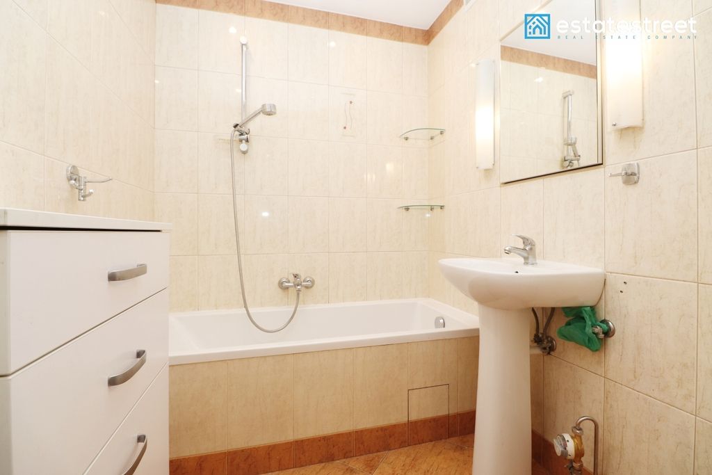 Mieszkanie 3-pokojowe Kraków Bieżanów, ul. Erazma Jerzmanowskiego. Zdjęcie 12