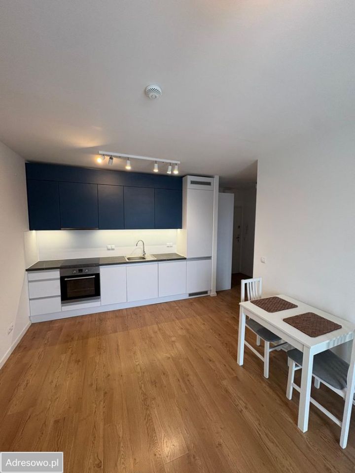 Mieszkanie 2-pokojowe Warszawa Służewiec, ul. Taśmowa. Zdjęcie 3