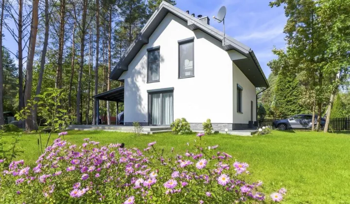 dom wolnostojący, 4 pokoje Czerwona Wola
