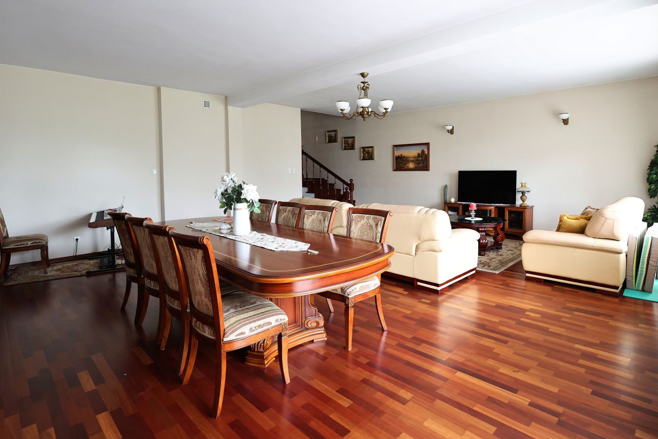 dom wolnostojący, 5 pokoi Raciąż, pl. Adama Mickiewicza. Zdjęcie 4