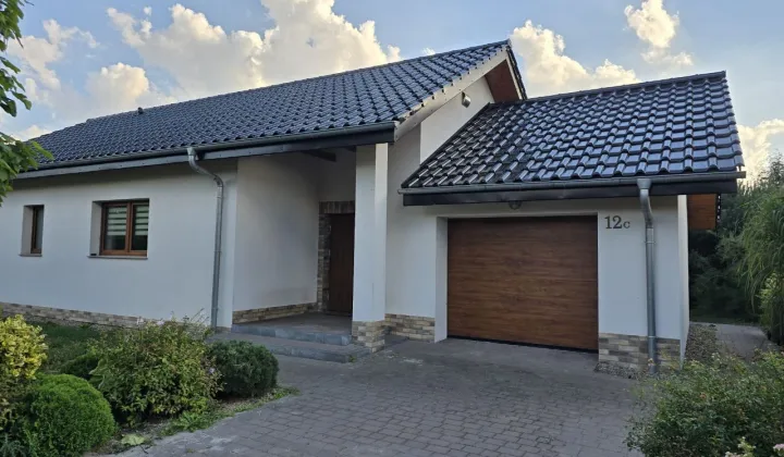 dom wolnostojący, 3 pokoje Dziadowa Kłoda, ul. Brzozowa