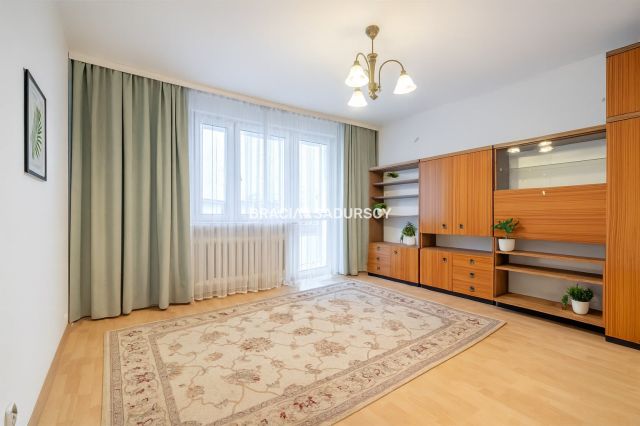 Mieszkanie 3-pokojowe Kraków Bieńczyce, os. Tysiąclecia. Zdjęcie 1