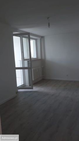 Mieszkanie 3-pokojowe Warszawa Tarchomin, ul. św. Wincentego. Zdjęcie 1