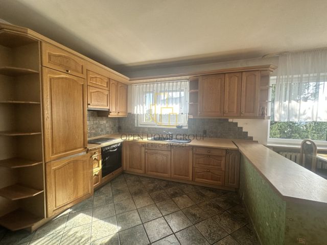 bliźniak, 7 pokoi Wrocław. Zdjęcie 12