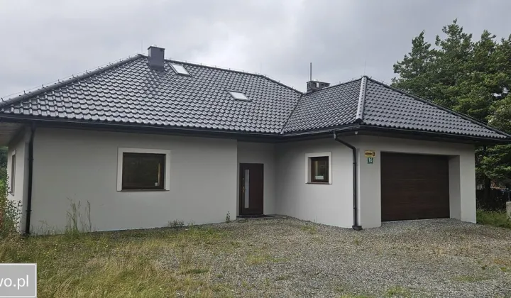 dom wolnostojący, 7 pokoi Górki Małe, ul. Sadowa