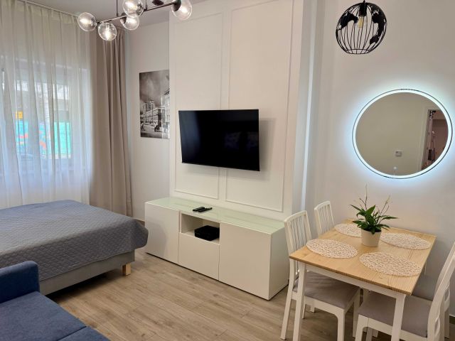 Mieszkanie 2-pokojowe Gdynia Śródmieście, ul. św. Piotra. Zdjęcie 1