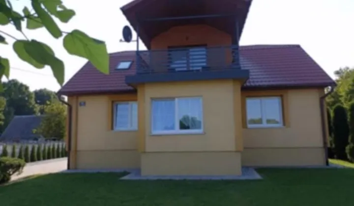 dom wolnostojący, 6 pokoi Brzeźno, ul. Długa