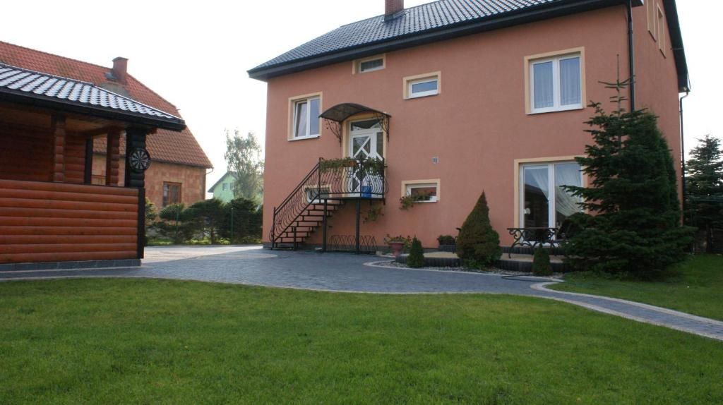 dom wolnostojący, 10 pokoi Nowęcin, ul. Słoneczna. Zdjęcie 2