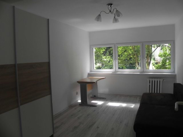 Mieszkanie 3-pokojowe Łódź Bałuty, ul. Emilii Plater. Zdjęcie 1