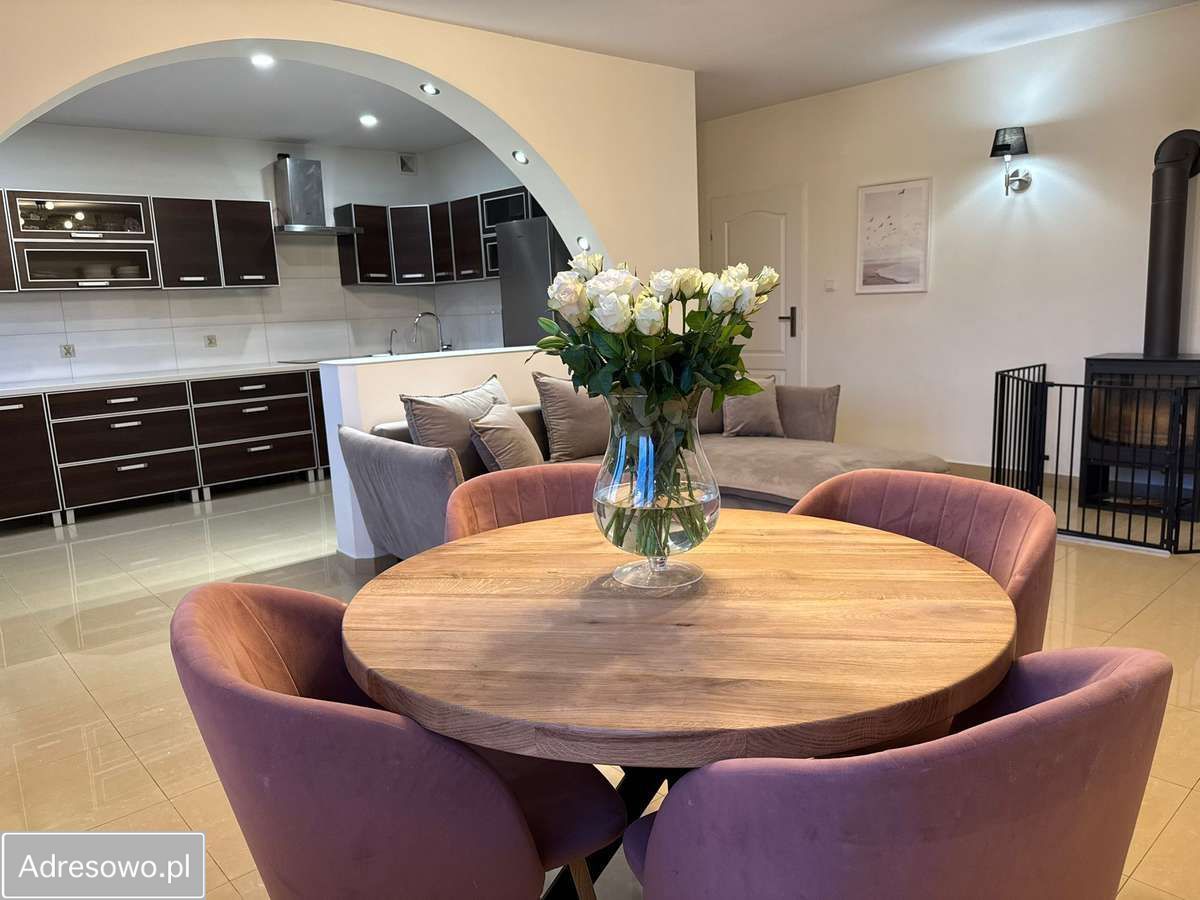 Mieszkanie 4-pokojowe Żary. Zdjęcie 5