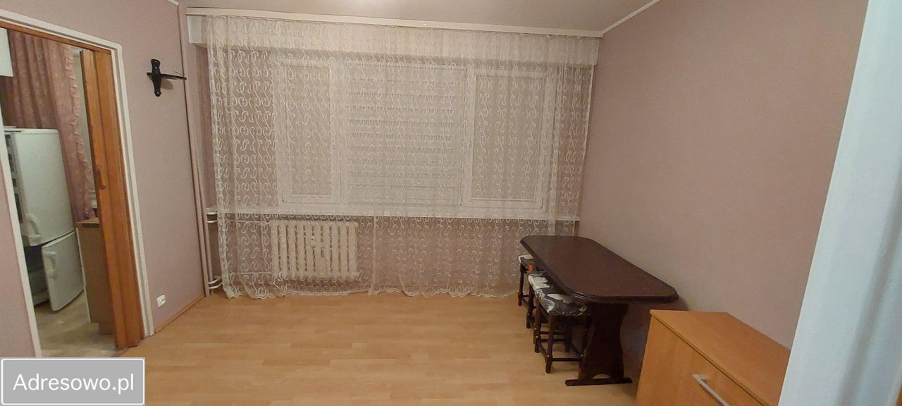 Mieszkanie 2-pokojowe Gniezno Winiary, os. Jagiellońskie. Zdjęcie 2