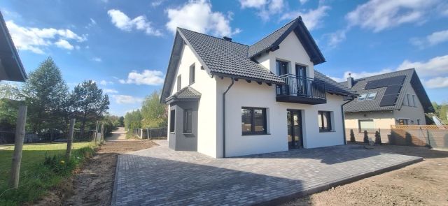 dom wolnostojący, 5 pokoi Przyjaźń, ul. Rumiankowa. Zdjęcie 1