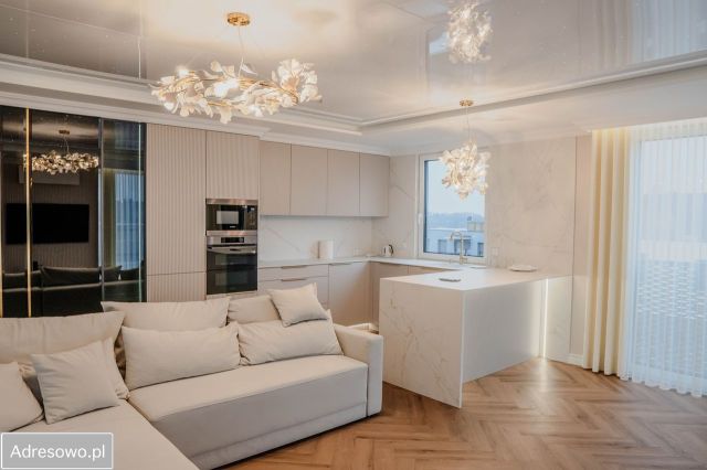 Mieszkanie 4-pokojowe Nysa, ul. Elizy Orzeszkowej. Zdjęcie 1