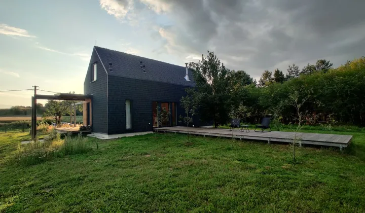 dom wolnostojący, 6 pokoi Szumlin