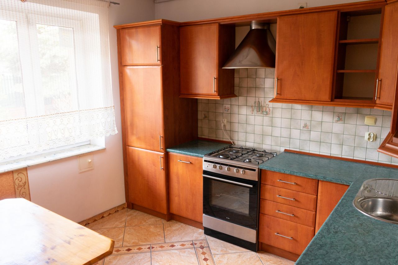 dom wolnostojący, 5 pokoi Piaseczno Centrum, ul. Jana Kilińskiego. Zdjęcie 2