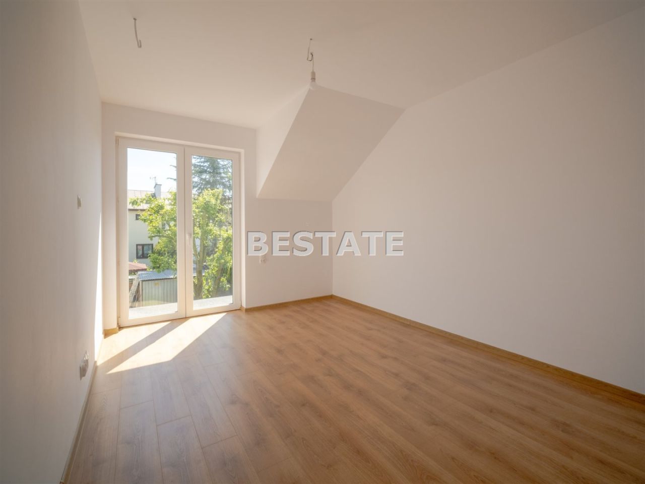 bliźniak, 3 pokoje Tarnów Krzyż. Zdjęcie 9