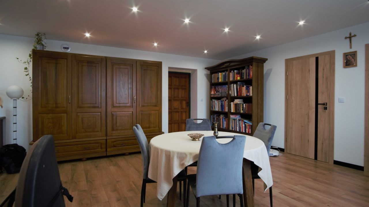 Lokal Łaszczówka-Kolonia. Zdjęcie 2