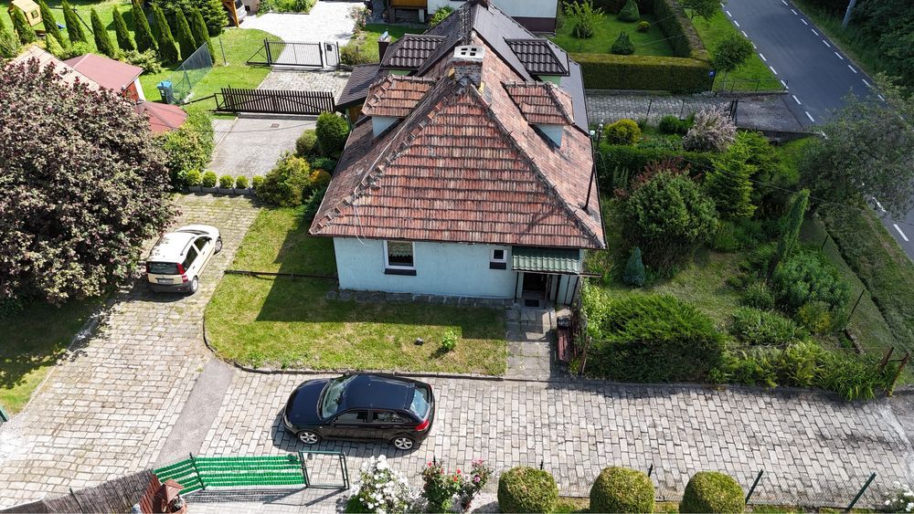 bliźniak, 2 pokoje Lipowa, ul. Dworska