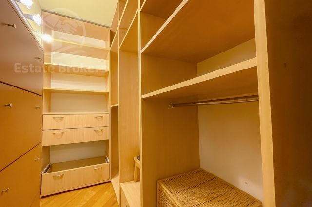 Mieszkanie 3-pokojowe Wrocław Krzyki, ul. Strońska. Zdjęcie 3