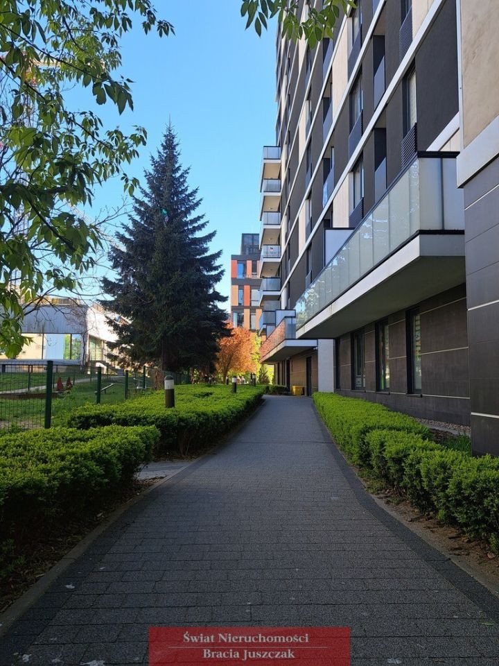 Mieszkanie 4-pokojowe Wrocław Południe, ul. Gwiaździsta. Zdjęcie 2