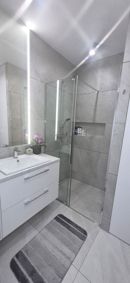 Mieszkanie 4-pokojowe Tychy, ul. Jana Barona. Zdjęcie 15