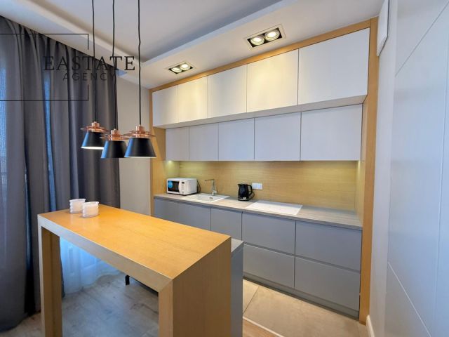 Mieszkanie 3-pokojowe Warszawa Wola, ul. Jana Kazimierza. Zdjęcie 3