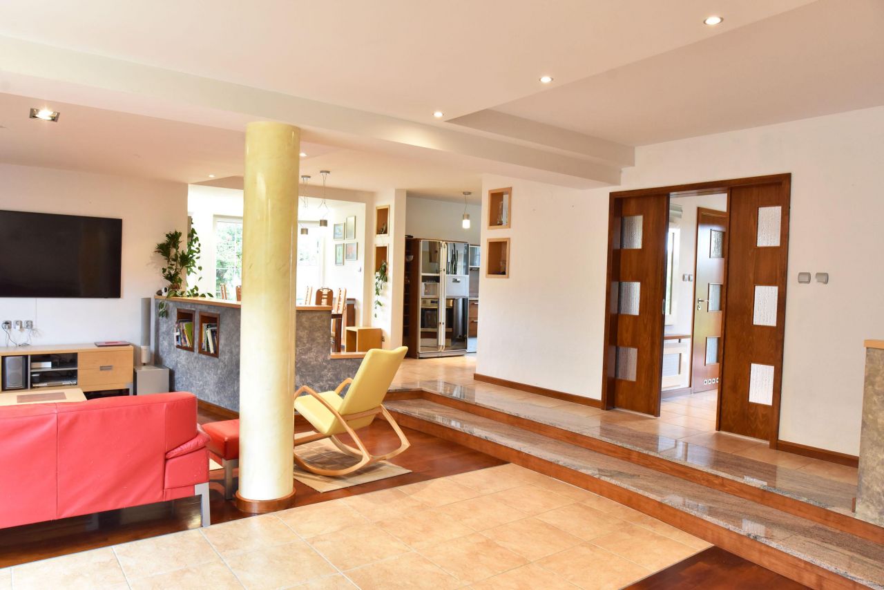 dom wolnostojący, 6 pokoi Koszalin Zagórzyno, ul. Dzierżęcińska. Zdjęcie 2