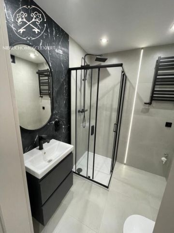 Mieszkanie 3-pokojowe Ostrowiec Świętokrzyski, os. Ogrody. Zdjęcie 2