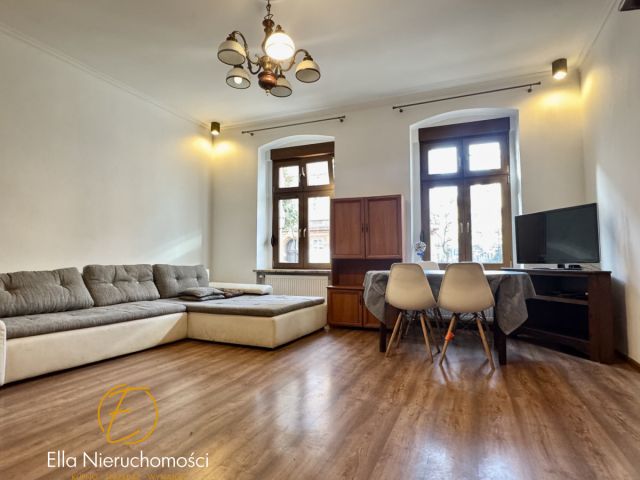 Mieszkanie 3-pokojowe Legnica, ul. Dezyderego Chłapowskiego. Zdjęcie 2