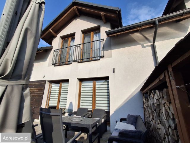 dom szeregowy, 5 pokoi Ruda Śląska Halemba. Zdjęcie 1