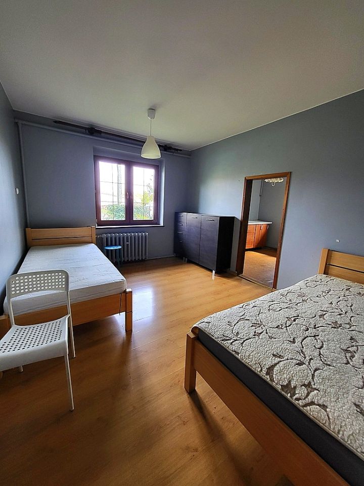 dom wolnostojący, 9 pokoi Czernica. Zdjęcie 17
