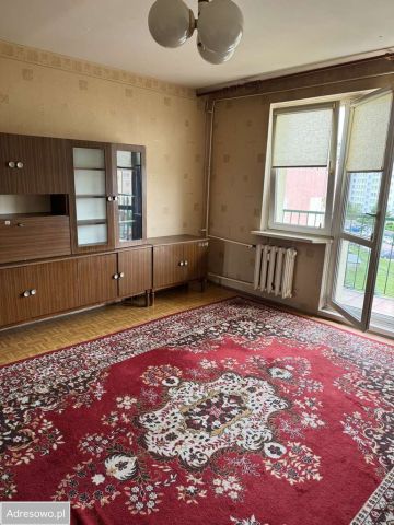 Mieszkanie 3-pokojowe Bełchatów, ul. Stefana Okrzei. Zdjęcie 1