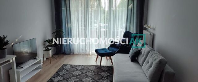 Mieszkanie 2-pokojowe Poznań, ul. Jasielska. Zdjęcie 2