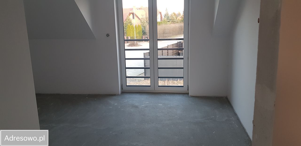 bliźniak, 5 pokoi Kamień Pomorski. Zdjęcie 2