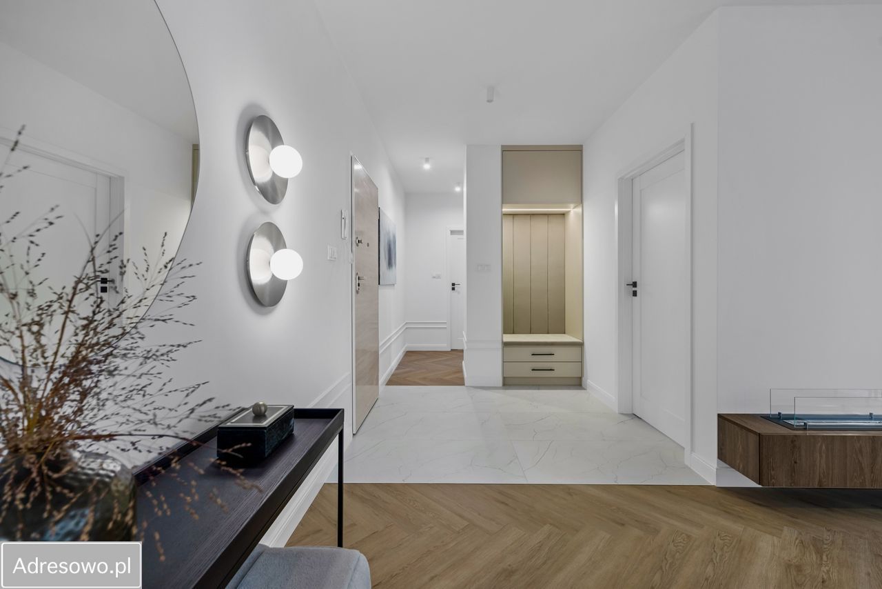 Mieszkanie 4-pokojowe Gdynia Mały Kack, ul. Strzelców. Zdjęcie 2