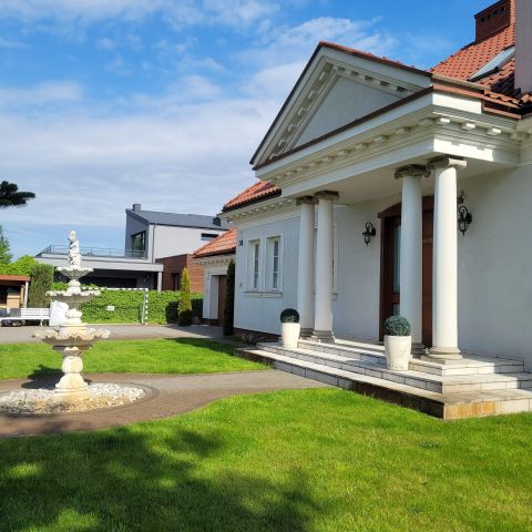 dworek, 8 pokoi Warszawa Białołęka, ul. Jarzębinowa. Zdjęcie 1