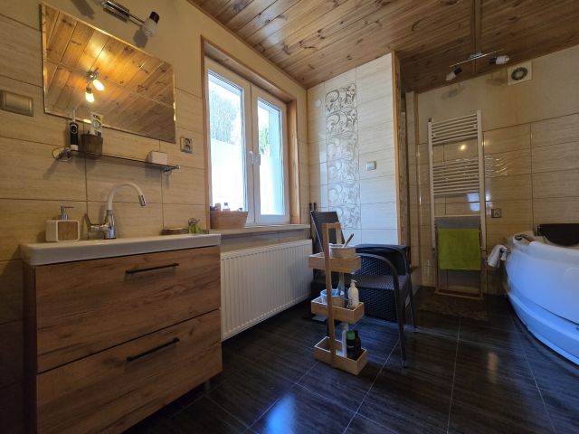 dom wolnostojący, 9 pokoi Jelenia Góra Jagniątków, ul. Karkonoska. Zdjęcie 19