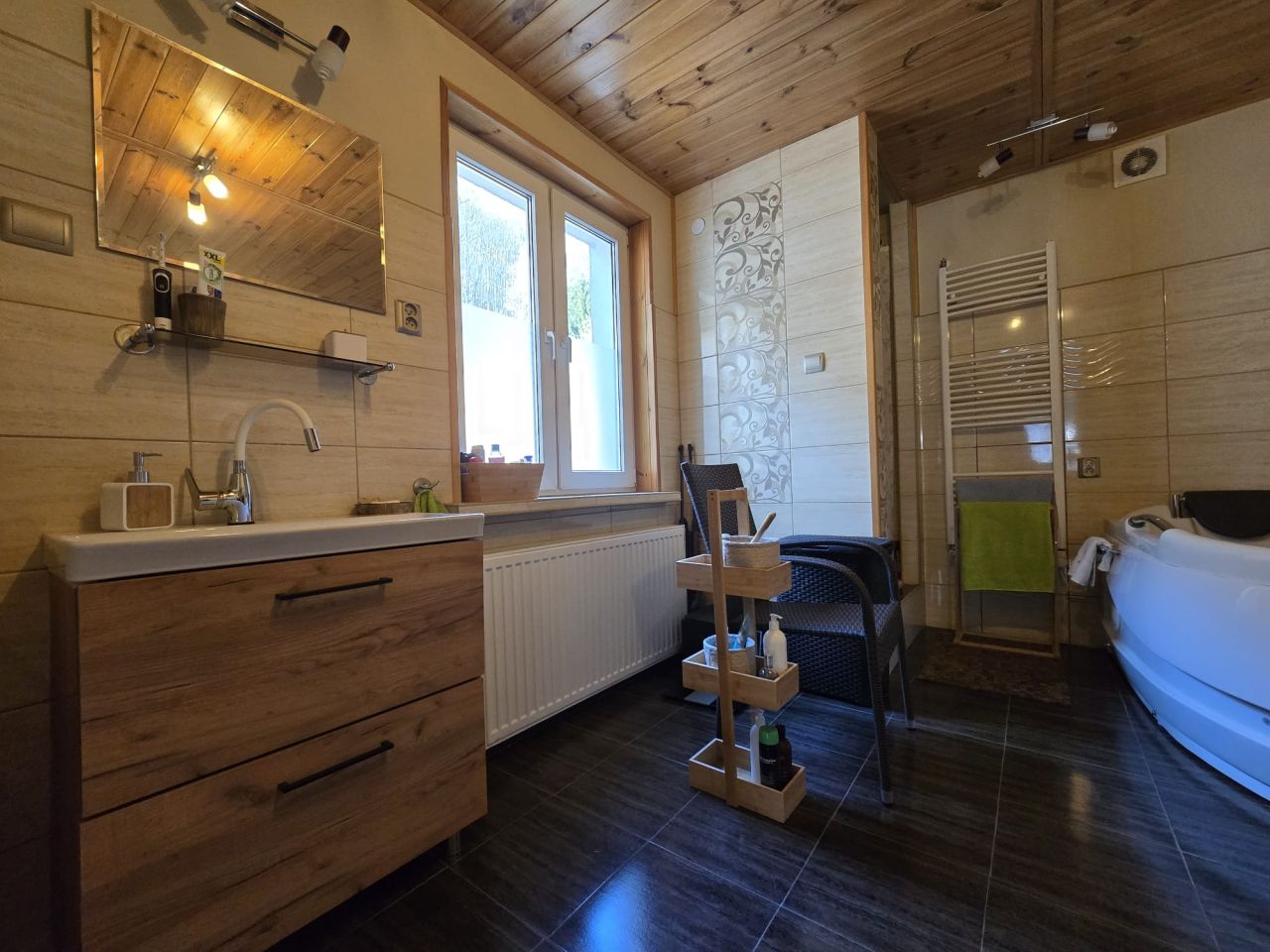 dom wolnostojący, 9 pokoi Jelenia Góra Jagniątków, ul. Karkonoska. Zdjęcie 19