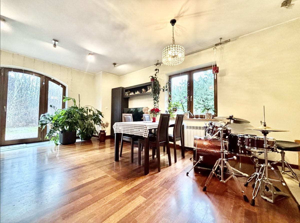 dom wolnostojący, 5 pokoi Jadwisin, ul. Królewska. Zdjęcie 5