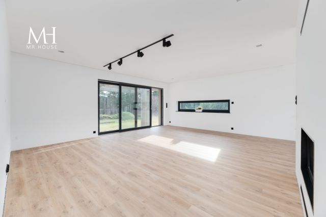 dom wolnostojący, 4 pokoje Okup Mały. Zdjęcie 2