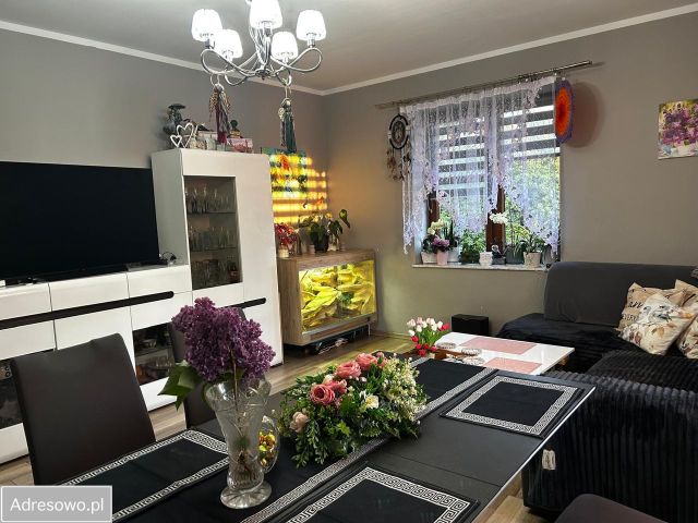 dom szeregowy, 5 pokoi Mosty. Zdjęcie 1
