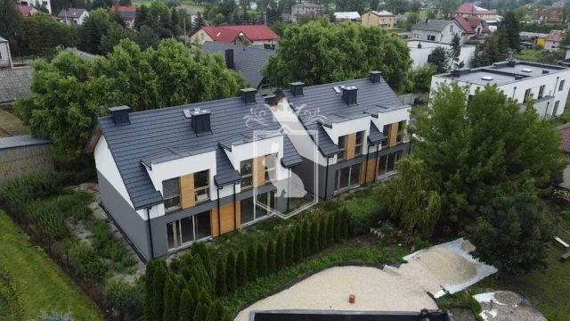 dom szeregowy, 4 pokoje Radzymin, ul. Leśna. Zdjęcie 13