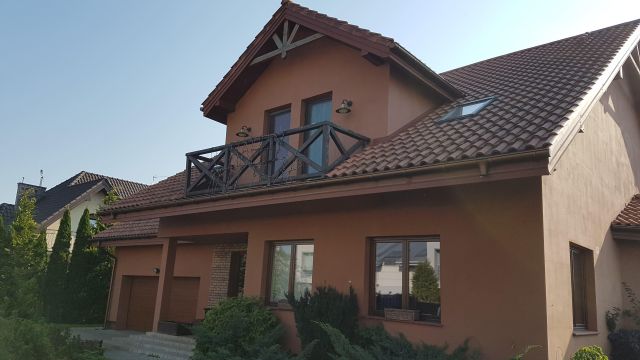 dom wolnostojący, 7 pokoi Łomianki Dolne, ul. Karola Szymanowskiego. Zdjęcie 1