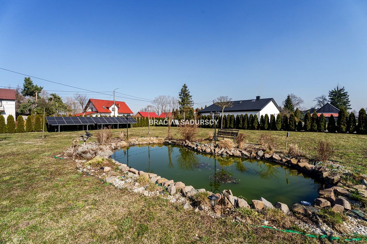 dom wolnostojący, 6 pokoi Wietrzychowice. Zdjęcie 5